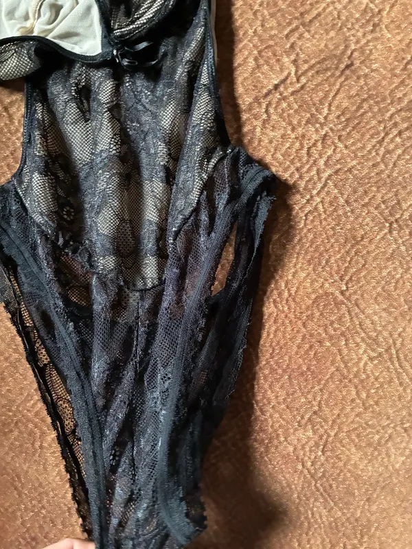 Red Saks Fifth Ave Fredrick's of Hollywood lingerie bodysuit size medium So Pretty! - Image 5