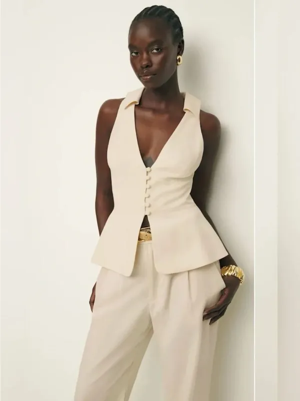 Reformation Rylan Top in Cream 8 Womens Sleeveless Collared Button up - Image 13