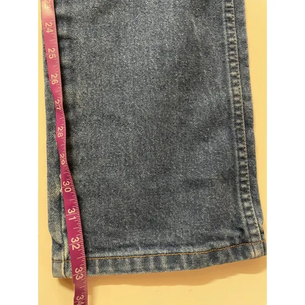 Vintage Wrangler Medium Wash Blue Straight Leg Jeans Size 5 x 34 GUC - Image 10