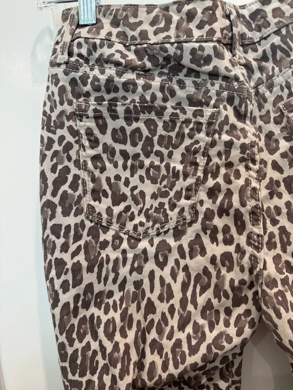Nine West leopard pants - Image 7
