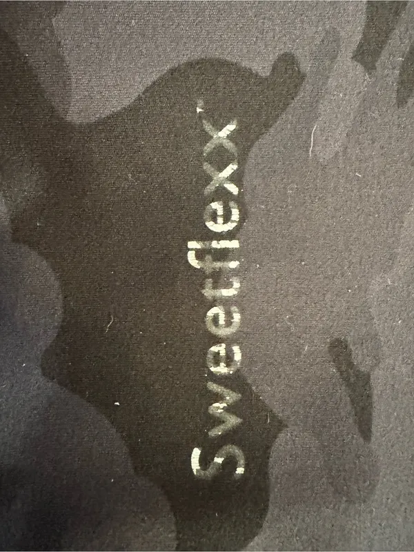 Sweetflexx size 6 Black Camo Ruched High-Waist Leggings - Image 2