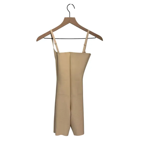 Skims Body CS open bust Mid thigh bodysuit small Sand New with tags - Image 2