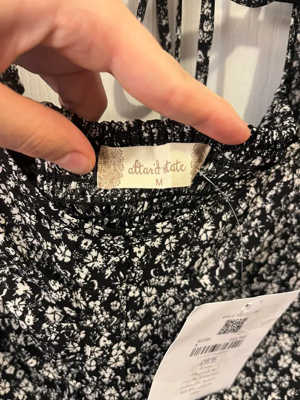 Altar'd State Long Sleeve Top - Image 3