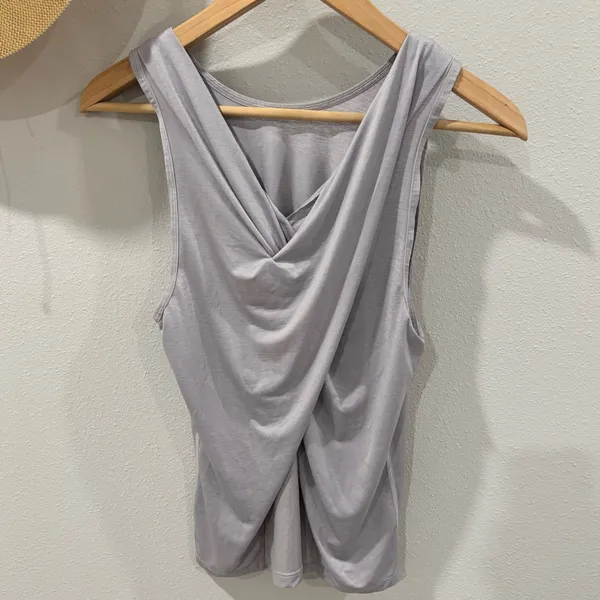 Lululemon Soul Stride Tank Iced Iris‎ size Medium - Image 5