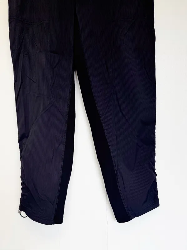 LULULEMON Dance Studio Mid-Rise Cropped Pants Size‎ 4 Black LW6AVQS - Image 4