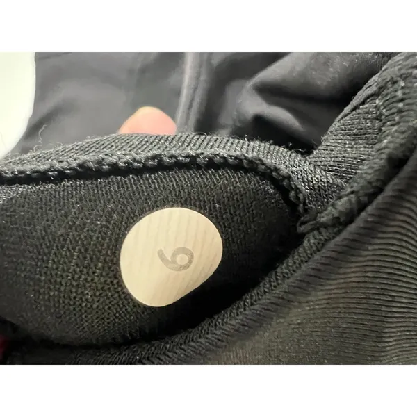 Lululemon Athletica Black Crisscross Back Tank Top Size 6 - Image 9