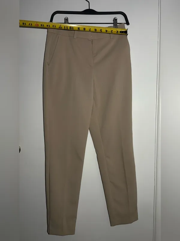 H&M Women's Straight-Leg High-Waist Trousers - Beige - Image 3