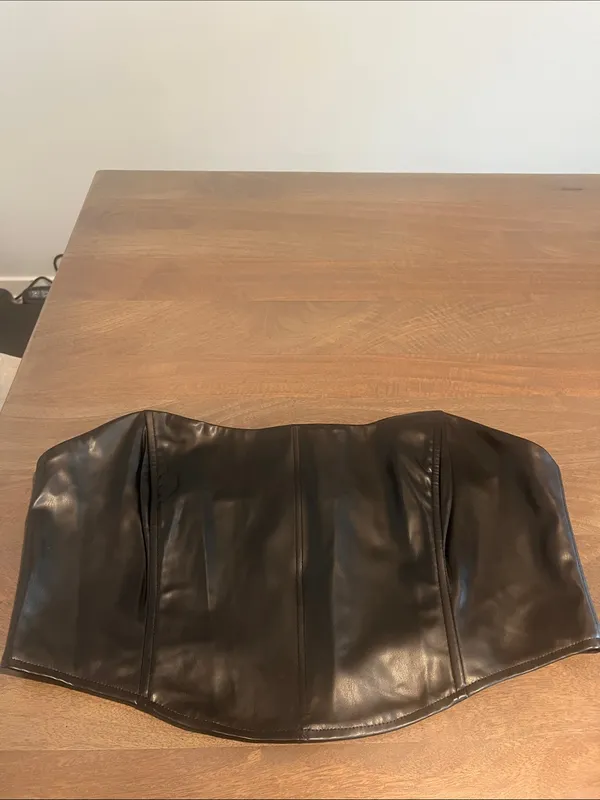 Showpo Black Faux Leather Lorin Strapless Cropped Corset Top Sz 14 NWT - Image 2