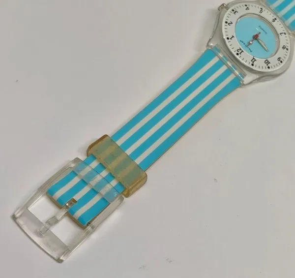 Passion women’s watch Quartz analog 34mm plastic case blue white color WR runs - Image 4