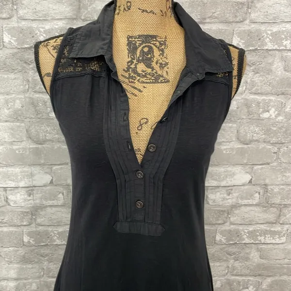 Aventura Black Lack Back Sleeveless Dress - Image 2