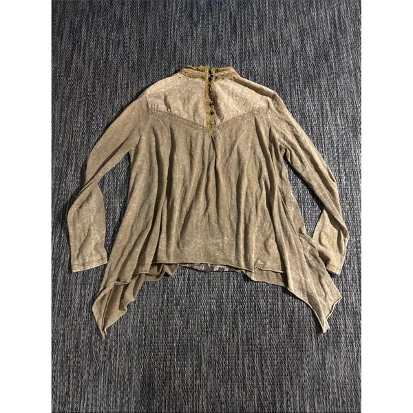 Gimmicks by BKE Mock Neck Long Sleeve Bohemian Rustic Cottage Earthy Lace Medium - Image 2