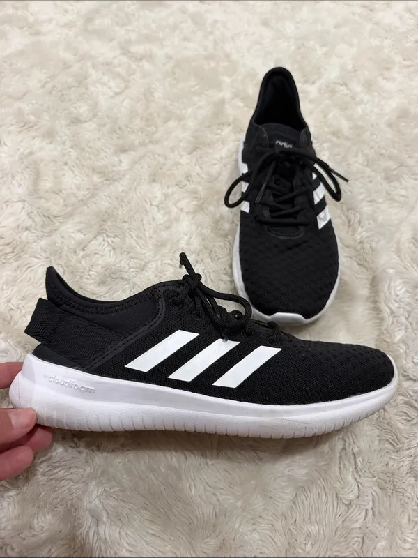 Adidas Cloudfoam QT Flex women's sneakers in black and white size 7 - Image 3
