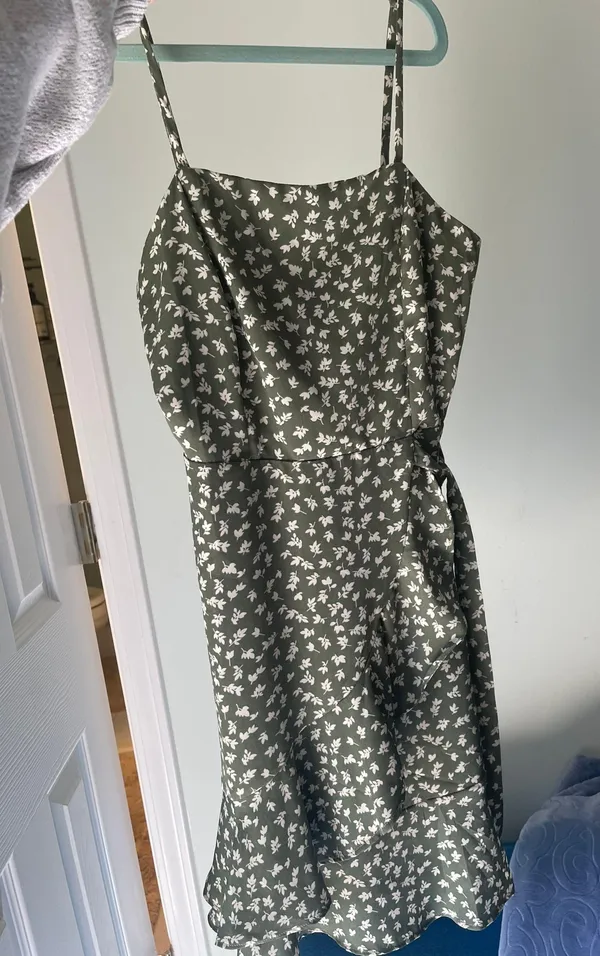 Altar’d State Green Floral Tie Dress - Image 4