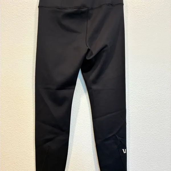 Vuori Black clean Elevation Leggings - Image 4