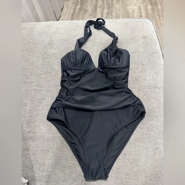 Cupshe Black Plunge Halter One-Piece Swimsuit - Image 10