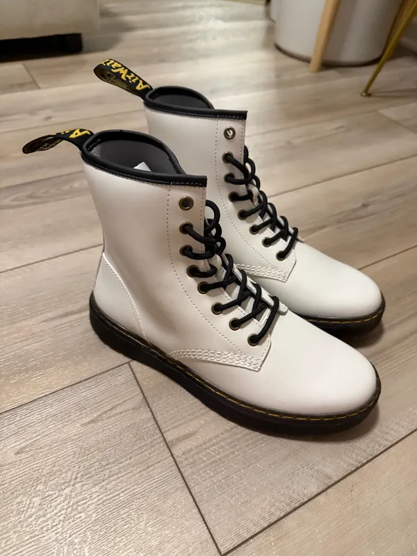 Dr. Martens Boots Women’s - Image 2