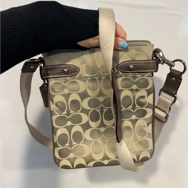 Gray Coach Women's Crossbody‎ Bag - Image 7