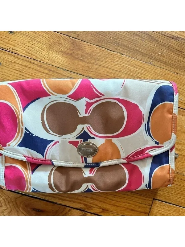 Coach Cosmetic Kit Travel Organizer Bag F77422 - Image 2