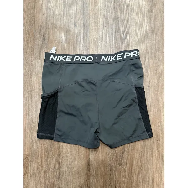 Women's Nike Pro High-Waisted 3" Training Shorts with‎ Pockets Large - Image 3