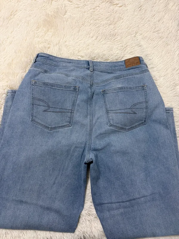 American Eagle Mom Straight Jean - Image 5