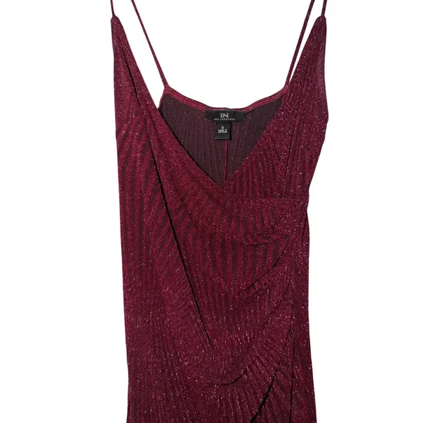 IN San Francisco Sparkle Ruched Wrap Dress Burgundy Size S‎ - Image 3