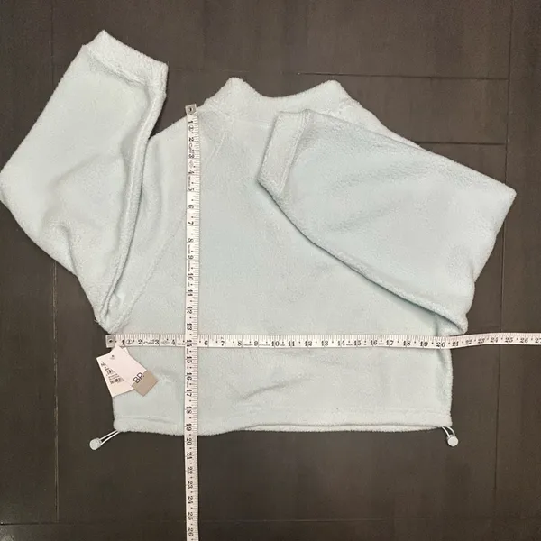 BP soft blue half zip pullover cropped warm and cozy adjustable hem fleece NWT S - Image 8