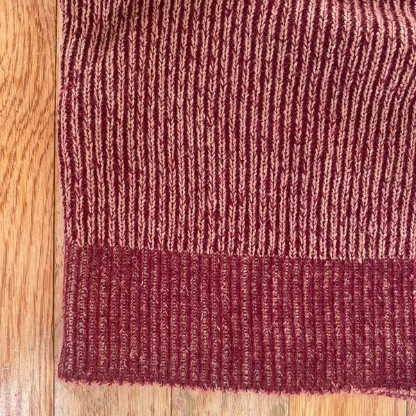 maroon burgundy red two toned knit skirt - Image 4