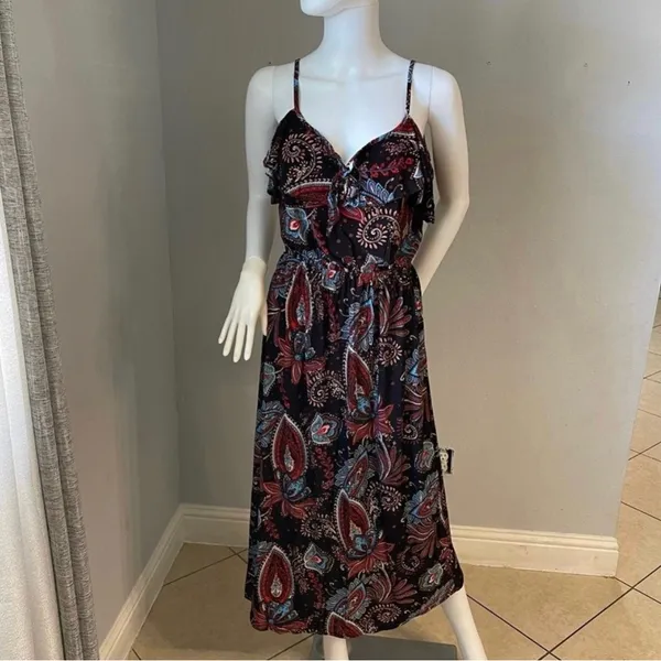 New Women’s Sleeveless Dress size Medium is available New with tags Stretchy - Image 2