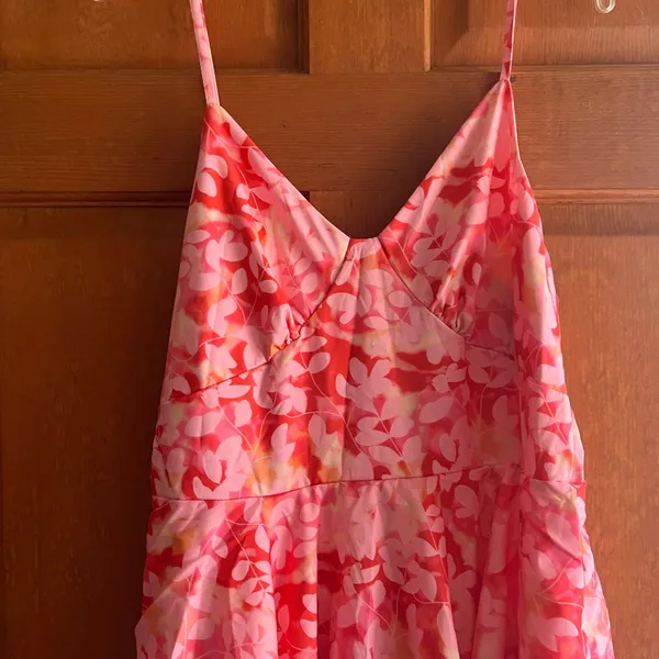 Amazon Vibrant Pink Floral Tiered Midi Dress - Image 4