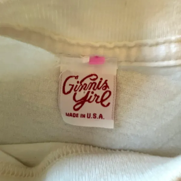 Vintage 80's Ginnies Girl M T-shirt Montana Tee Postcard Crewneck Short sleeve - Image 4