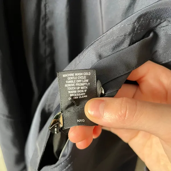 Overland Donatella Reversible Water Repellant Raincoat XS Navy Pleated Hood‎ - Image 6