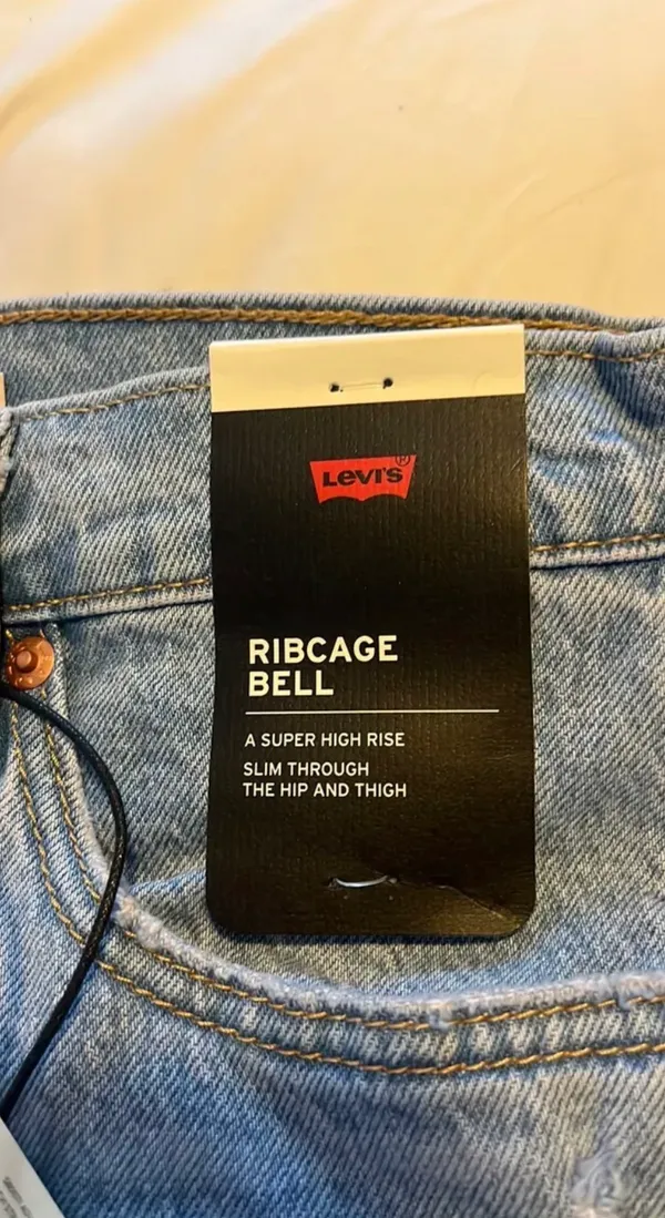 Levi jeans - Image 2