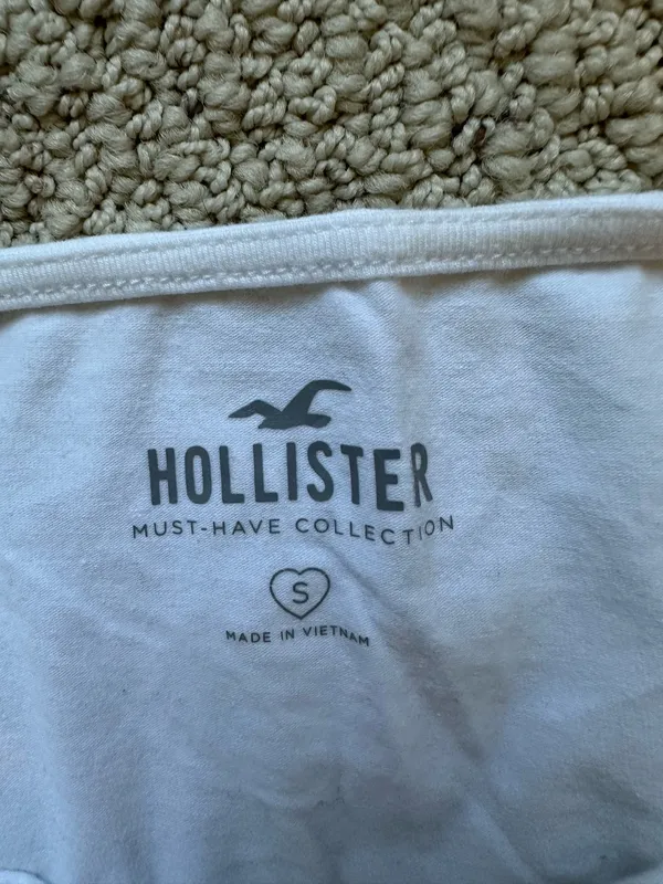 Hollister Tank White Crop - Image 4