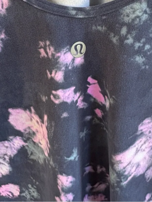 EUC Lululemon Align Tee Circulate Tie-Dye Mineral Blue Multi Size 16 - Image 8