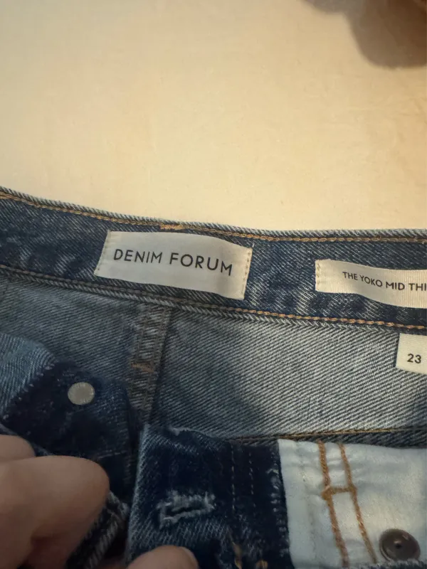Denim Forum Aritzia Shorts - Image 3