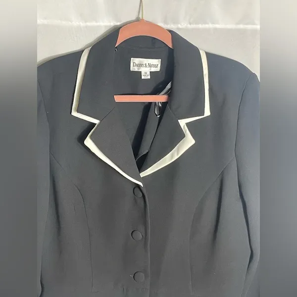 Danny & Nicole Black White Trim Blazer Jacket Size 18 Button Front Career - Image 3
