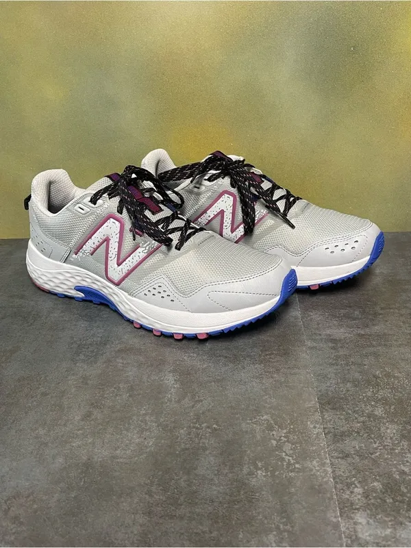 New Balance T410 Women's Gray/Pink Trail Running Shoes Size 11M - Image 2