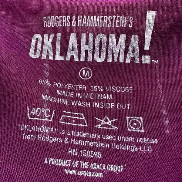 Broadway Oklahoma! Musical Graphic T-Shirt Women’s M Burgundy V-Neck Theater Tee - Image 3