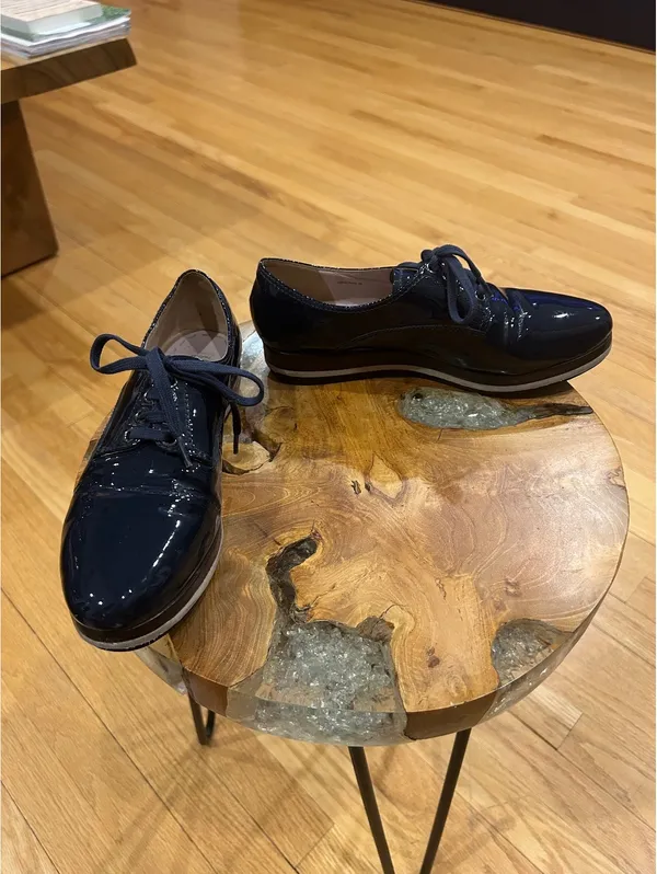 Miu Miu Navy Patent Leather Oxford Shoes Sz36 - Image 2