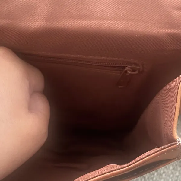 Fossil Tan Crossbody Bag - Image 8