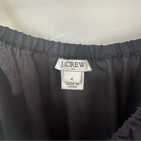 JCREW Off the Shoulder Top - Image 4