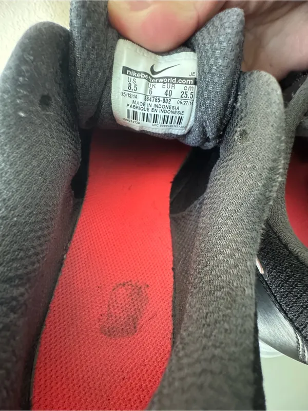 Nike Women's Black Sneakers with Red Swoosh - Image 10
