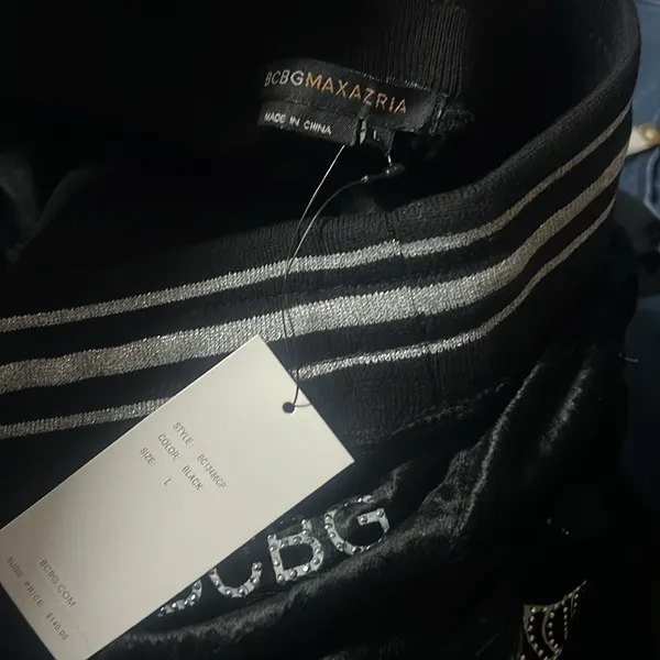 BCBG Max Azria BLACK VELVET BLING SILVER STUD DRAGON & LOGO HOODIE & CROPPED PANTS SET NWT - Image 14