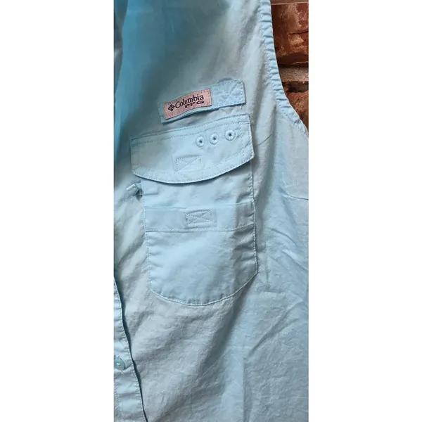 Columbia Blue Sleeveless Button Down Top Womens Medium Lightweight Fishing Shirt - Image 5