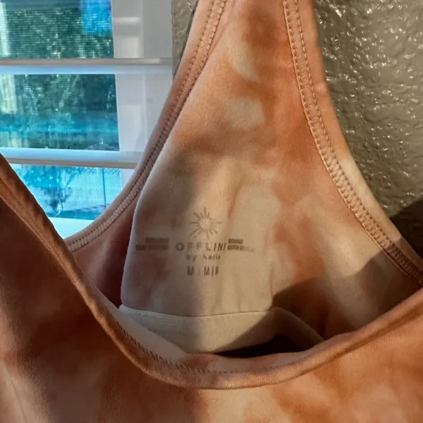 Aerie Offline tank - Image 2