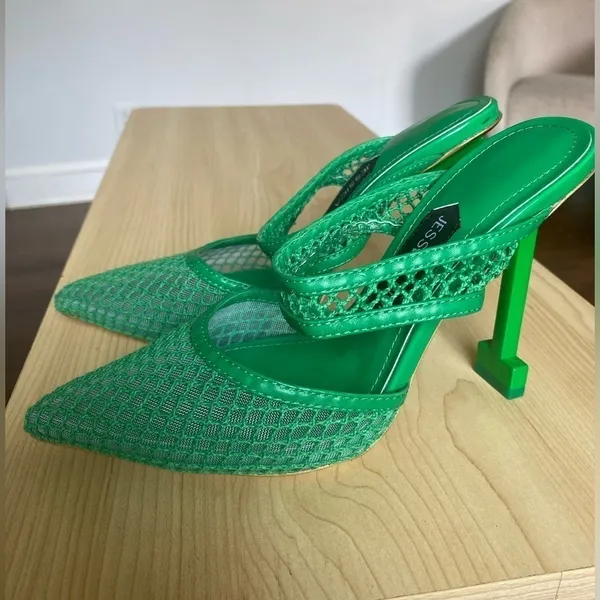 Jessica Rich Green Mesh Heels Bold Kelly Green Summer Wedding Quiet Luxury Gala - Image 4