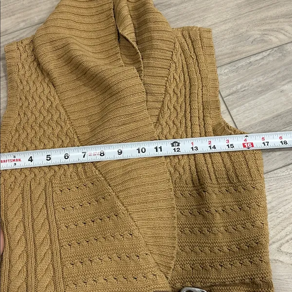Laurn RALPH LAUREN Women's Sleeveless Cable Knit Buckel Brown Sweater Size Med - Image 8