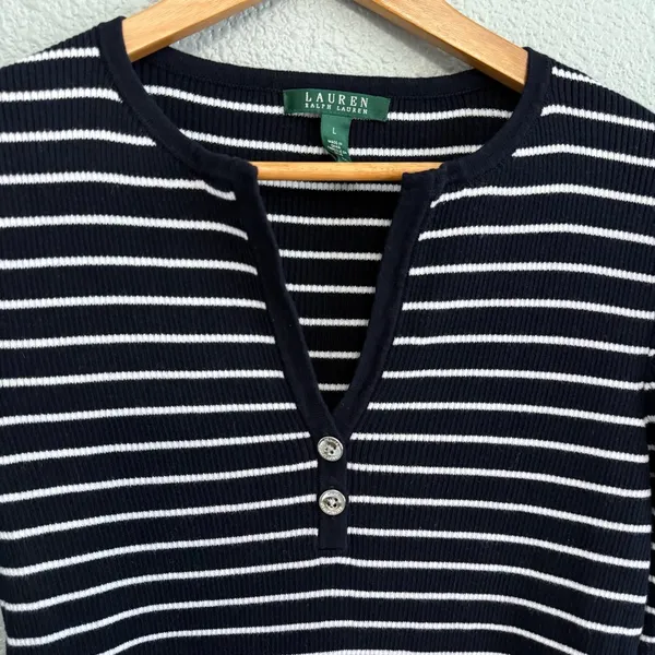 Ralph‎ Lauren Black and White Striped Sweater Top Size Large V-neck - Image 2
