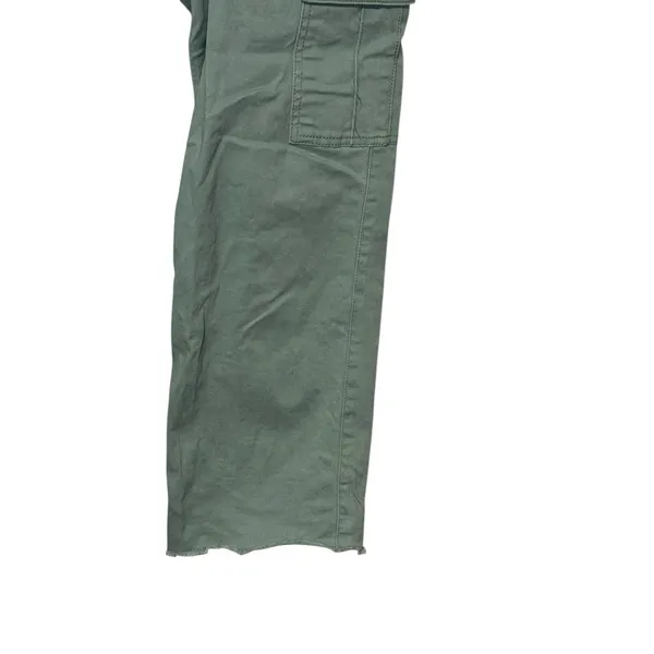 Hollister Women's Pants Ultra‎ High-Rise Cargo Straight Leg Stretch Green Medium - Image 2