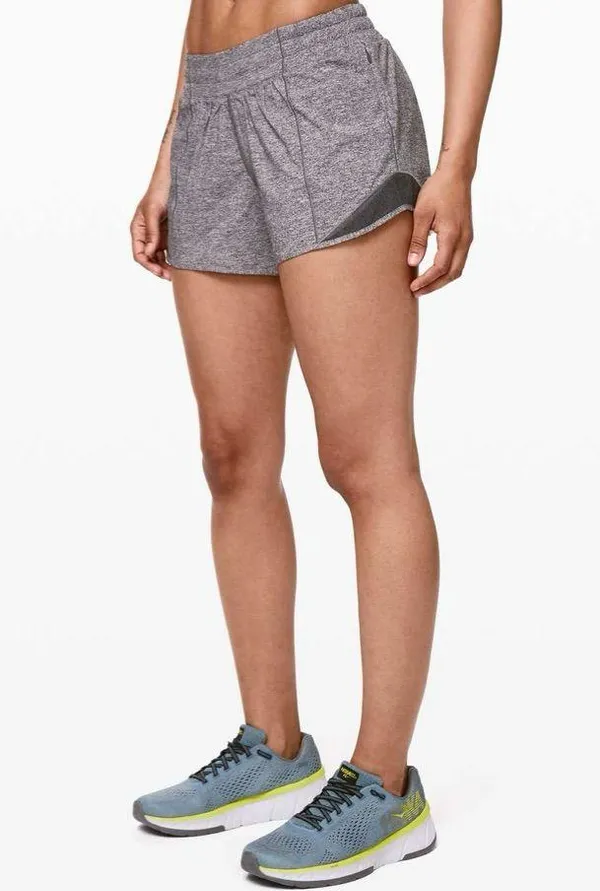 Lululemon Hotty Hot Short 4” in Heather Lux Multi Black Size 8 - Image 2